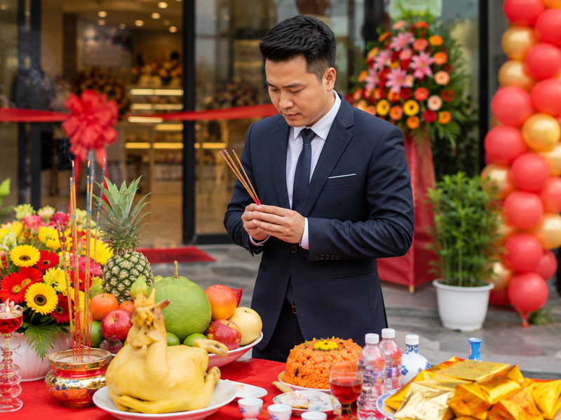 Hướng dẫn chuẩn bị lễ cúng khai trương đầy đủ và đúng nghi thức